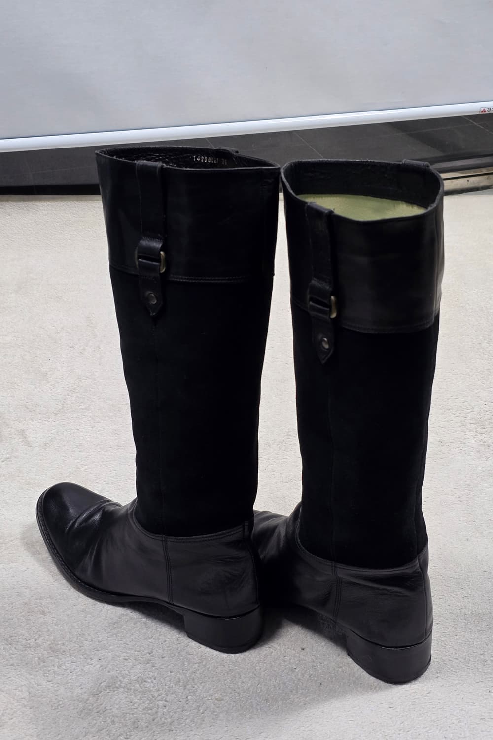 마가렛호웰 블랙 가죽 롱부츠 260사이즈 상품이미지5