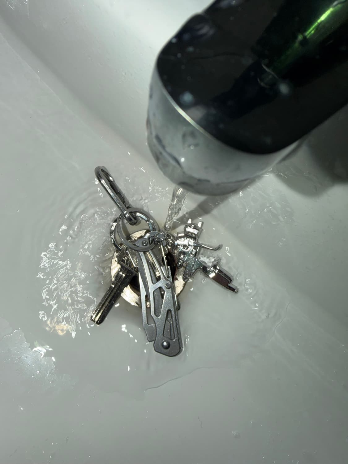 Spring Cooler Keyring 🚿 상품이미지1