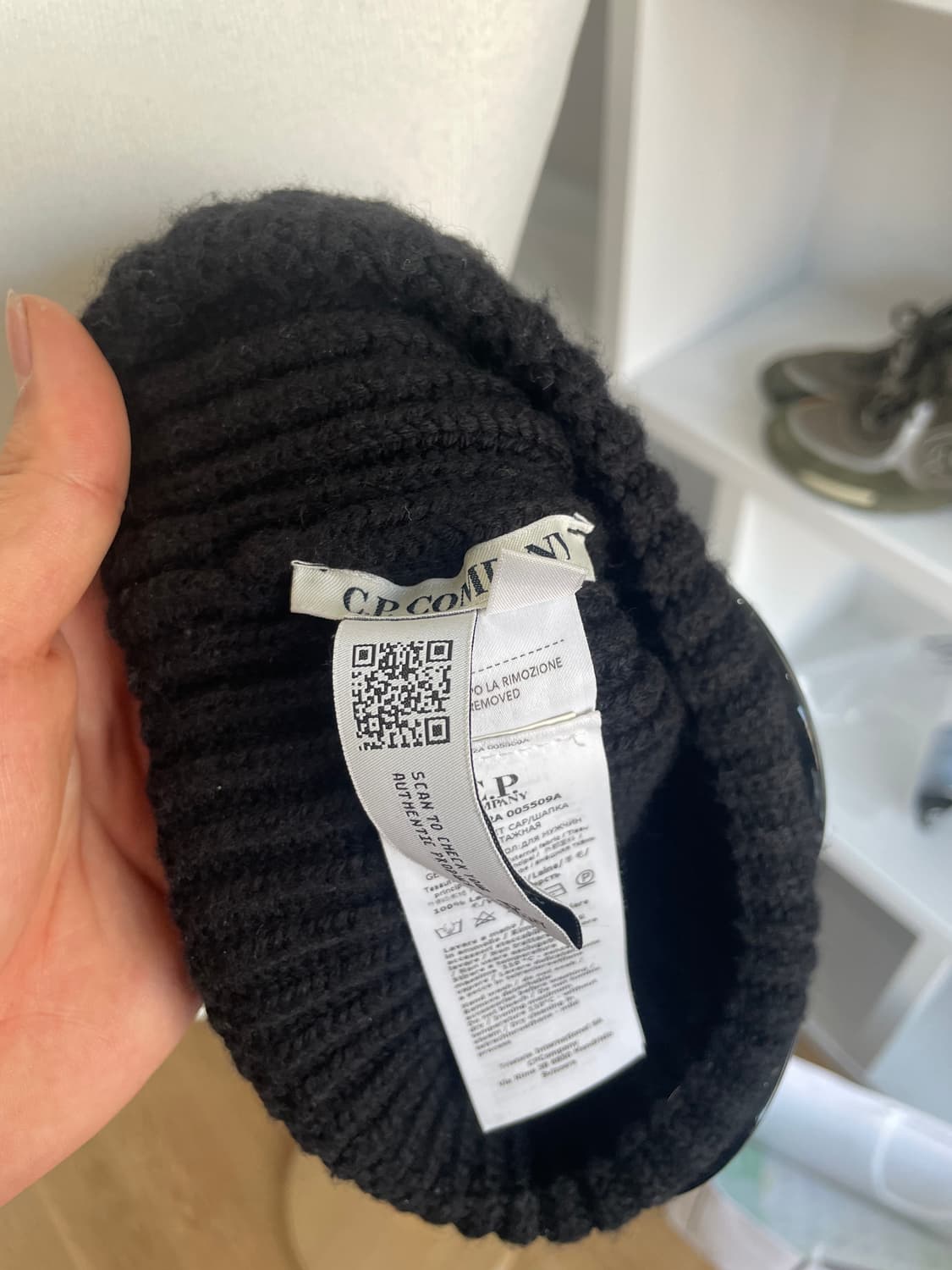 [새상품급]Cp 컴퍼니 고글 비니 블랙 모자 겨울모자 상품이미지3