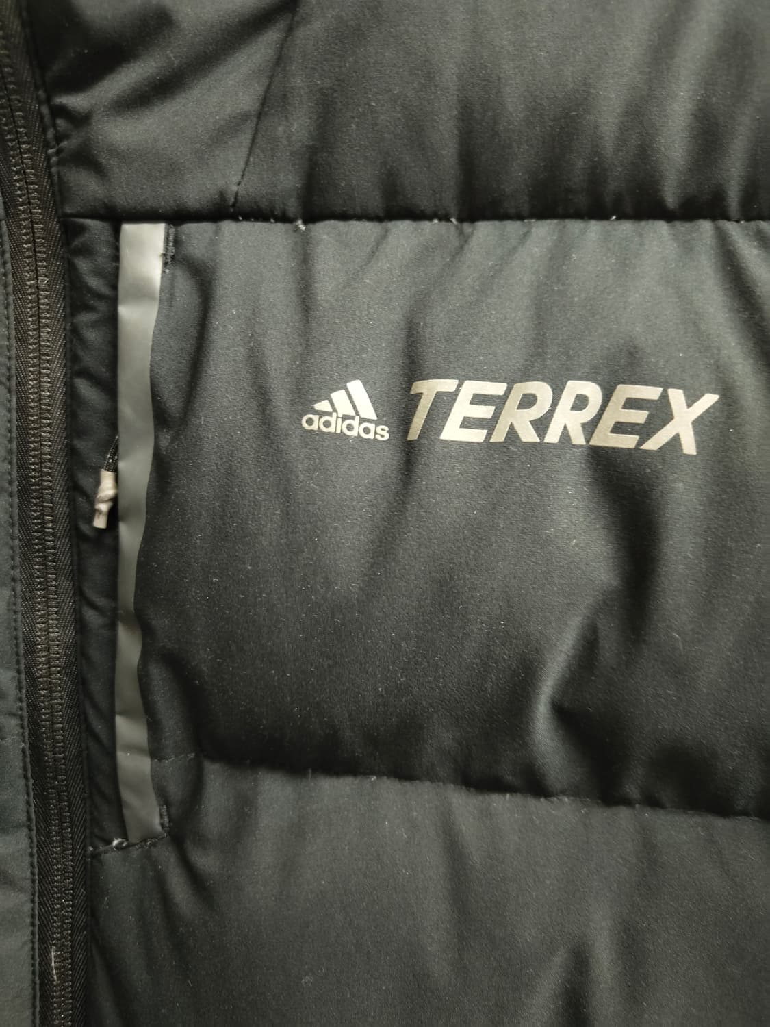 L) 아디다스 TERREX 터렉스 익스플로러 다운 패딩 팝니다 상품이미지3