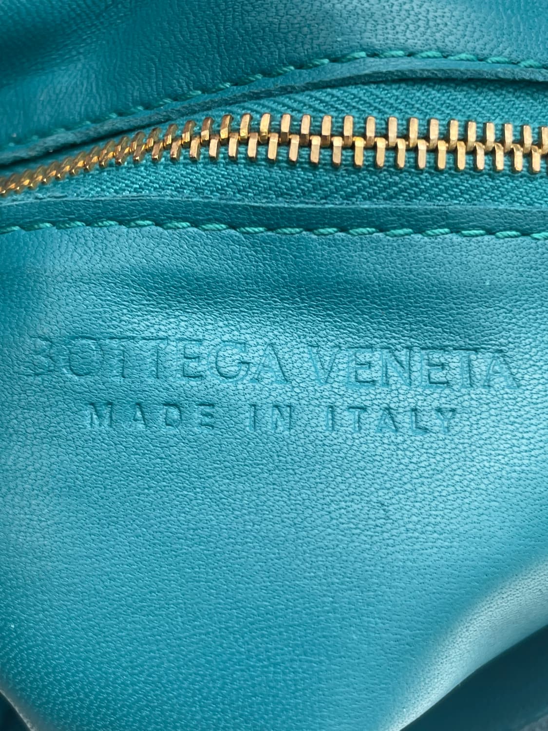 [ 정품 ] 보테가베네타 램스킨 카세트백 크로스백 블루그린 상품이미지5