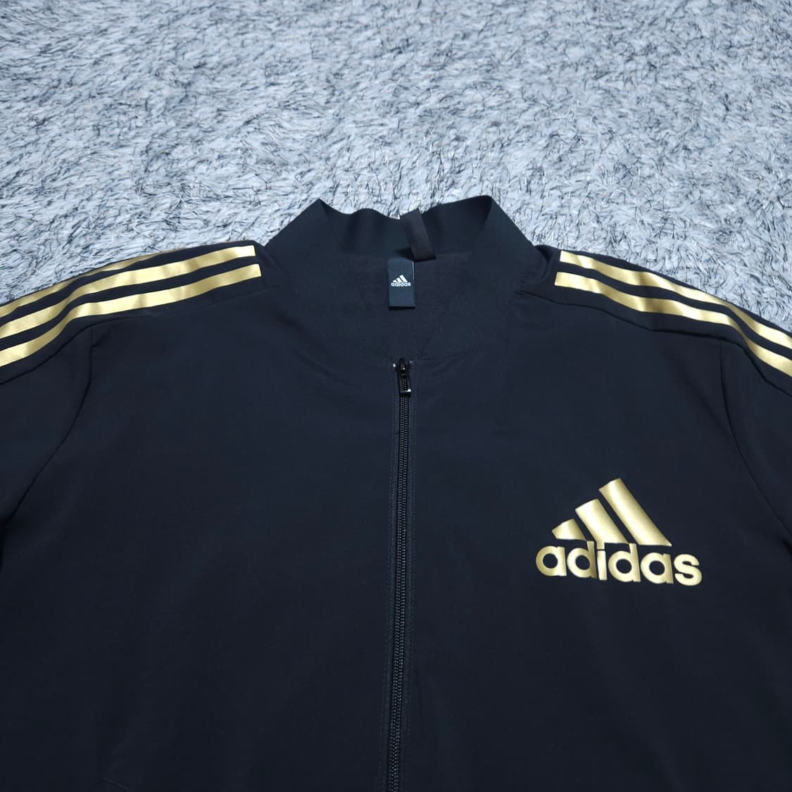 아디다스) XL 남자 블랙골드 ID 트랙탑 / 왕눈이샵 상품이미지3
