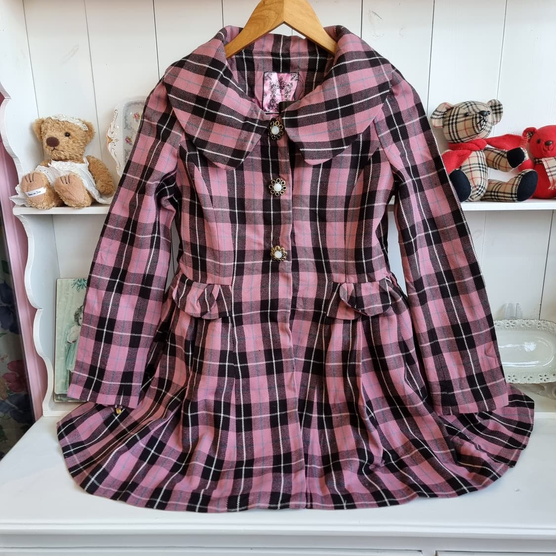 허니번치(Honey Bunch) 딸기초코 체크 빅카라 원피스형 코트 상품이미지1