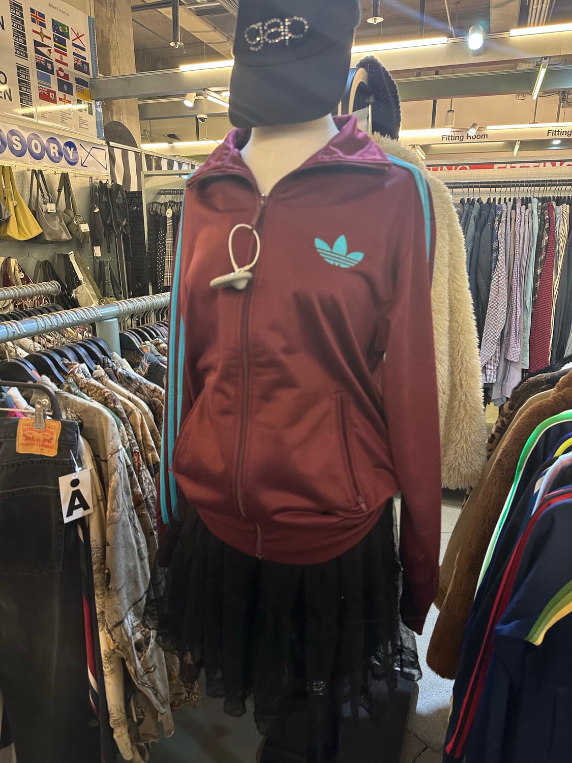 ADIDAS 아디다스 버건디 파이어버드져지💯 상품이미지4