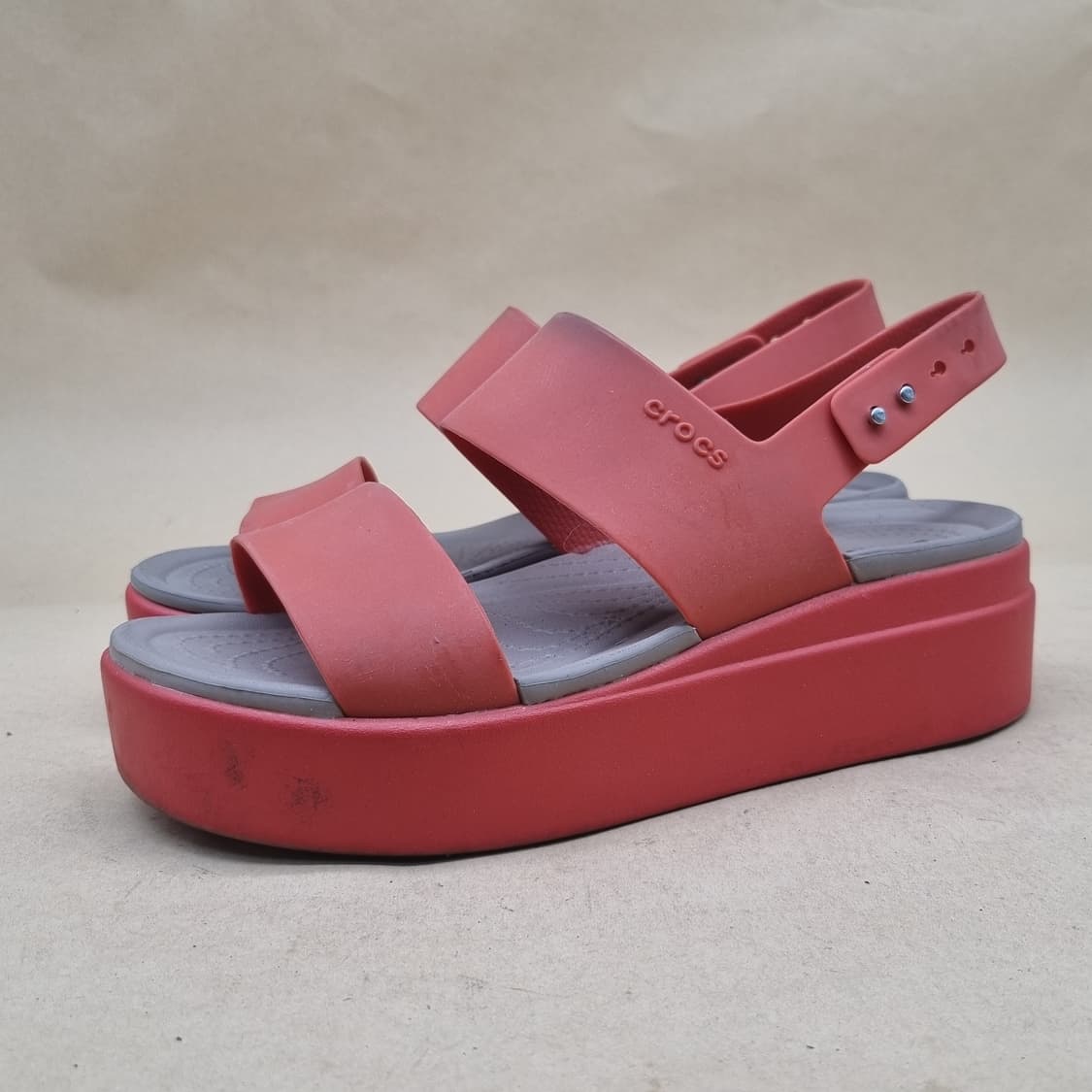 크록스 브루클린 여성웨지샌들240 상품이미지1