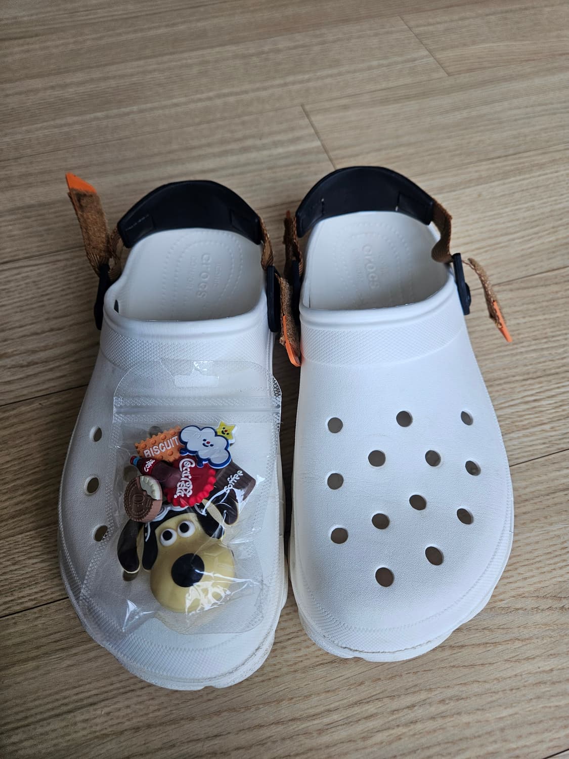 크록스 올터레인 클로그 화이트 M11(290)
 상품이미지2