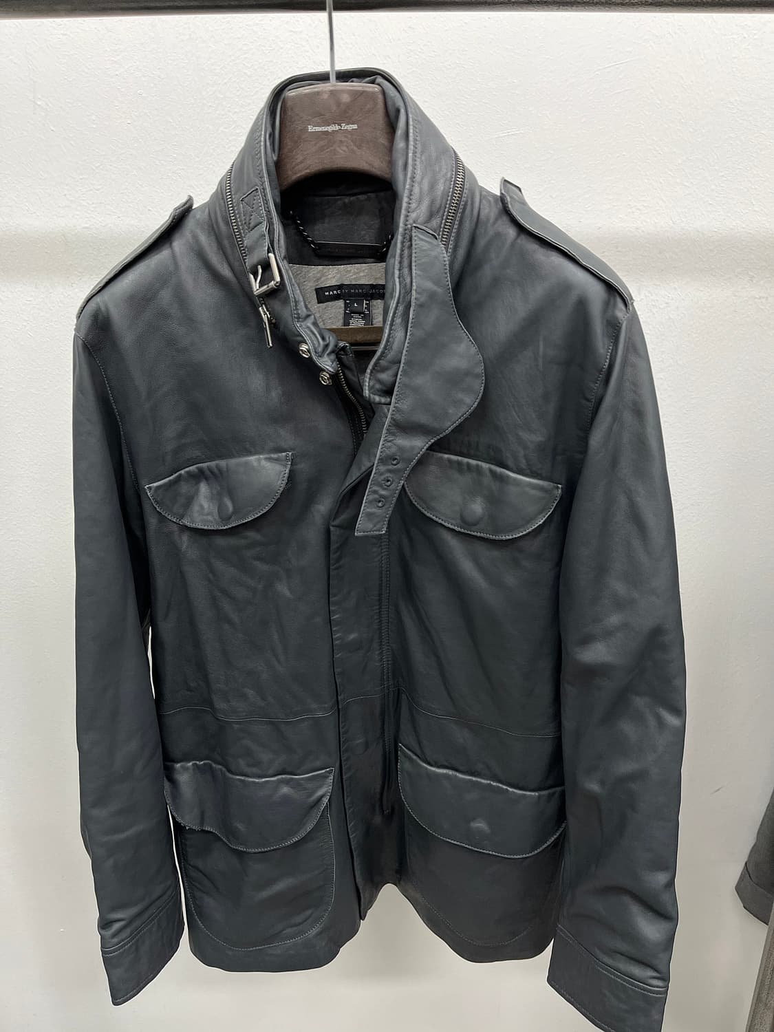 100-105) 마크제이콥스 레더 사파리자켓 상품이미지3