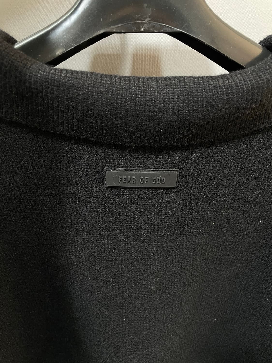 (정품/새상품) 에센셜 피어오브갓 남성 제트 블랙 폴로 카라 니트 상품이미지3