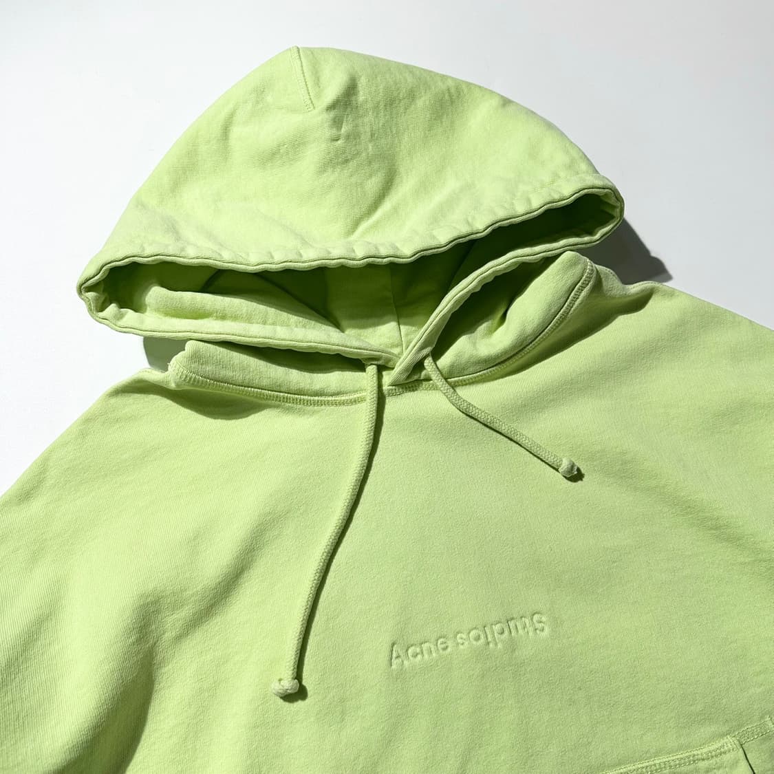 (매장판) 아크네 스튜디오 Joghy 엠보스 크롭 후드 상품이미지3