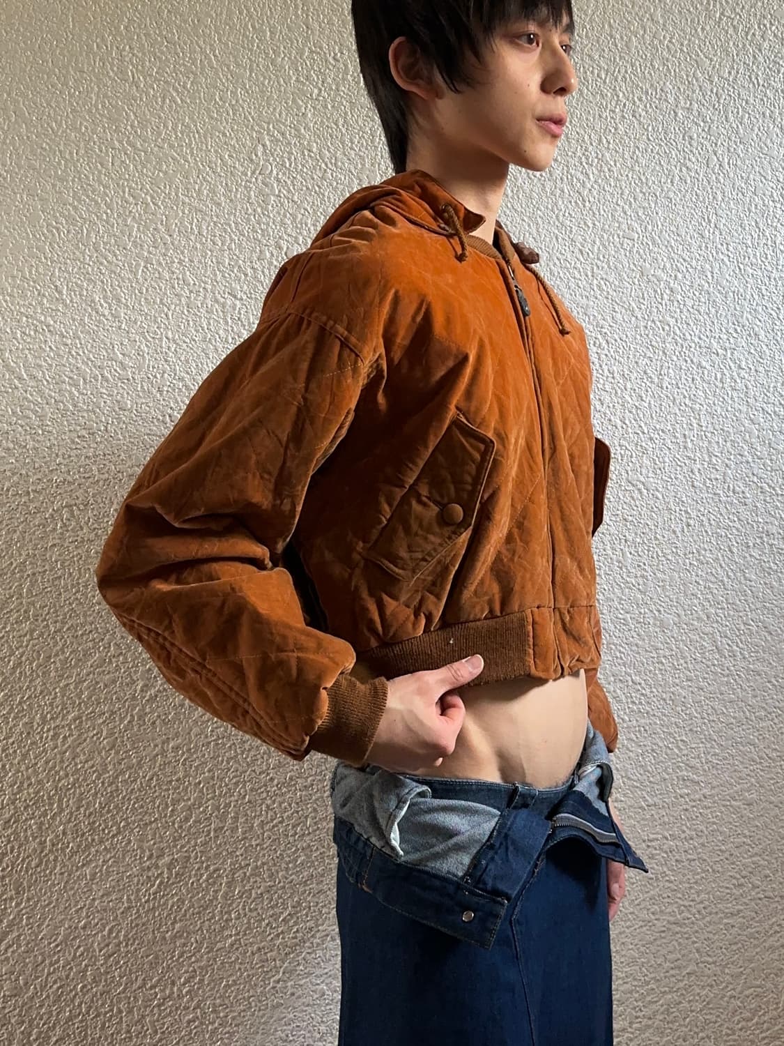 C.V.T. 페이크 레더 크롭 후드 봄버 상품이미지4