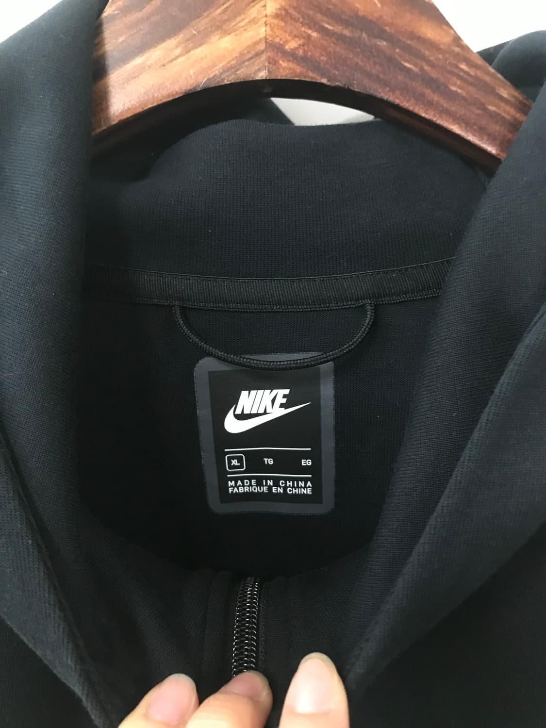 나이키 테크팩 블랙 후드집업 상품이미지7