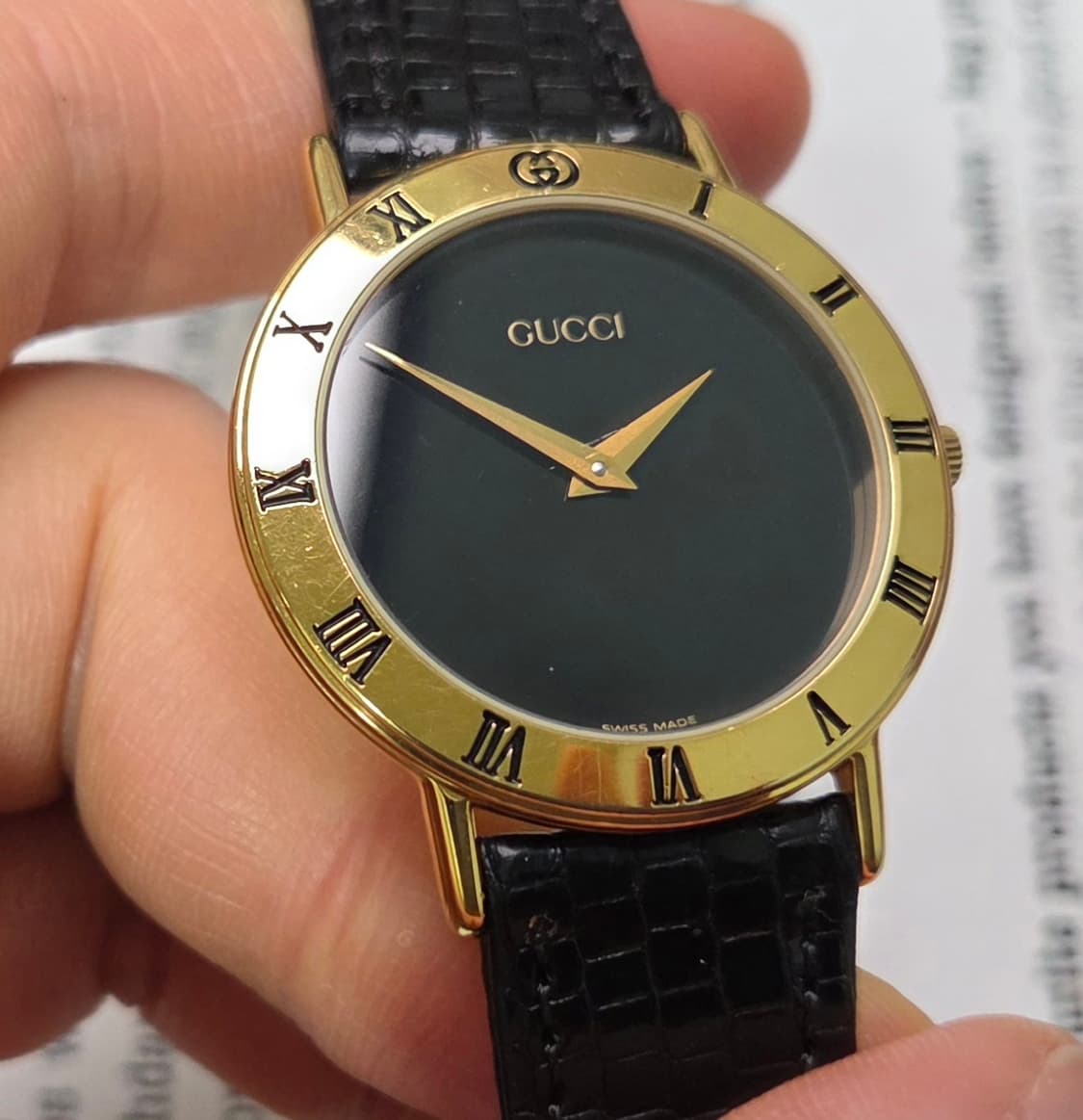 빈티지 구찌 클래식 3000.2.M 오닉스블랙 칼침핸즈 로만베젤 
 상품이미지3