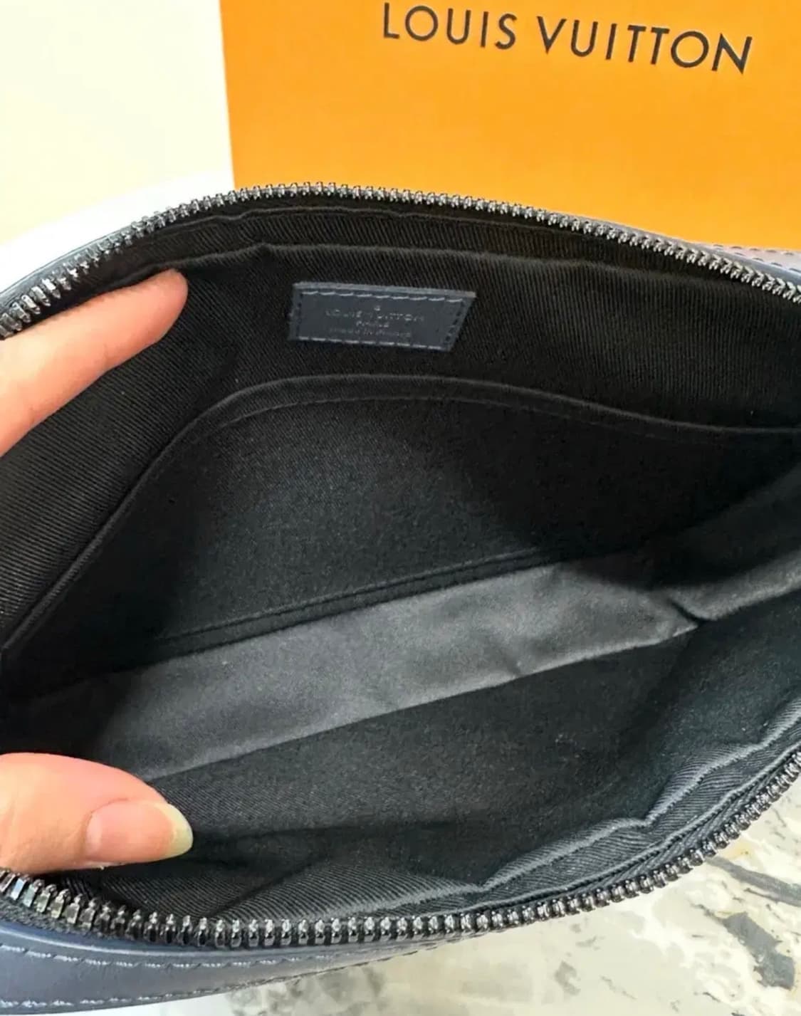 [ OS,내장칩 ] 루이비통 쉐도우 듀오 메신저백  상품이미지6