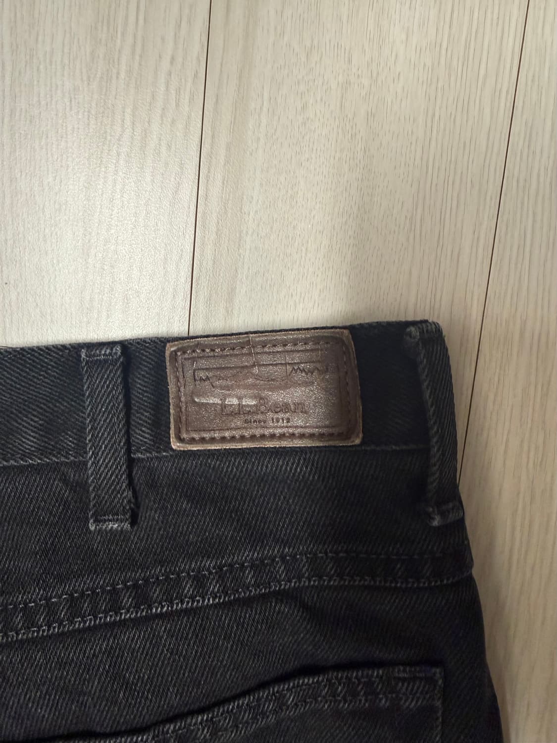 L.L.Bean 남성 클래식 핏 블랙 데님 상품이미지4