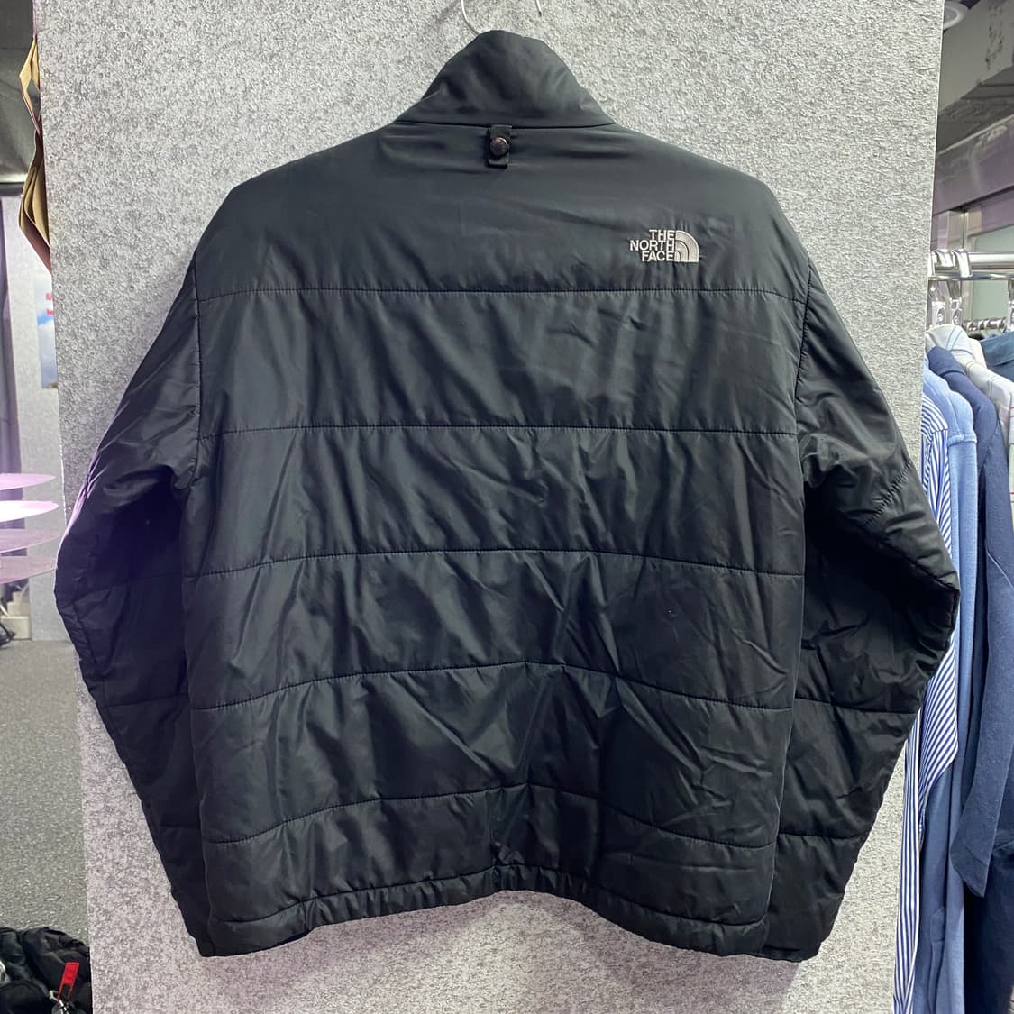 노스페이스 스몰로고 블랙 경량 패딩 자켓 B4013 상품이미지6