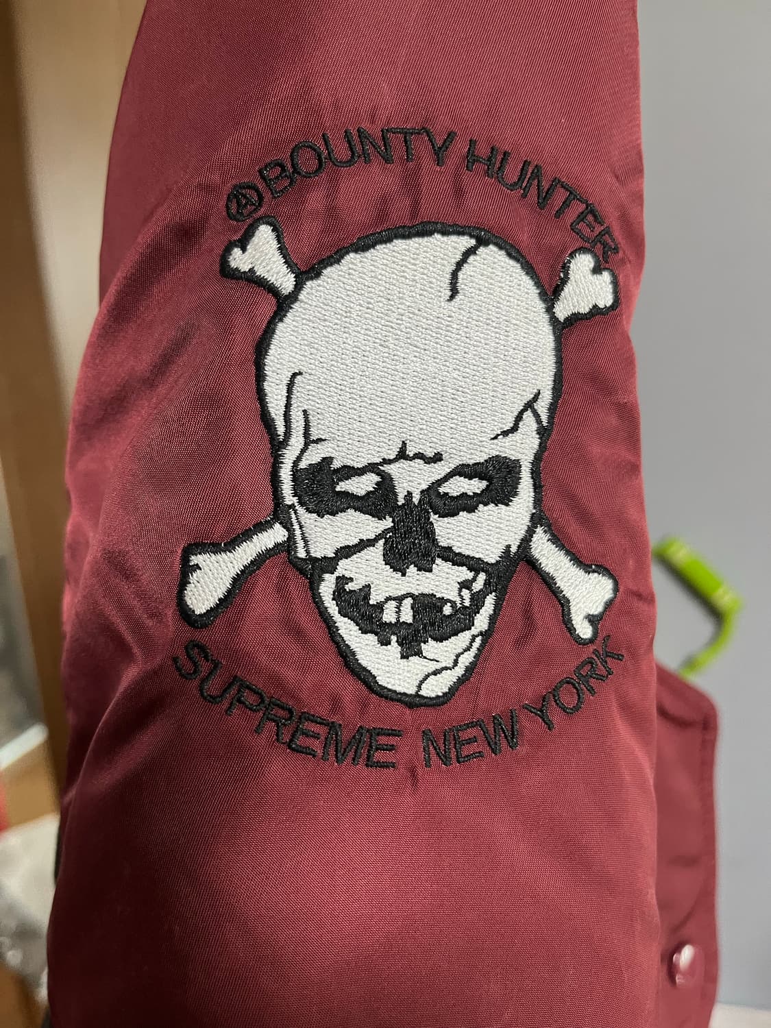 슈프림 X 바운티 헌터 ma-1 자켓 버건디 상품이미지6