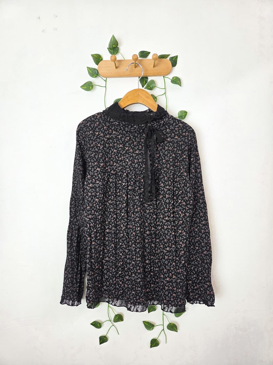 레이스 잔꽃 목폴라 슬리브 상품이미지1