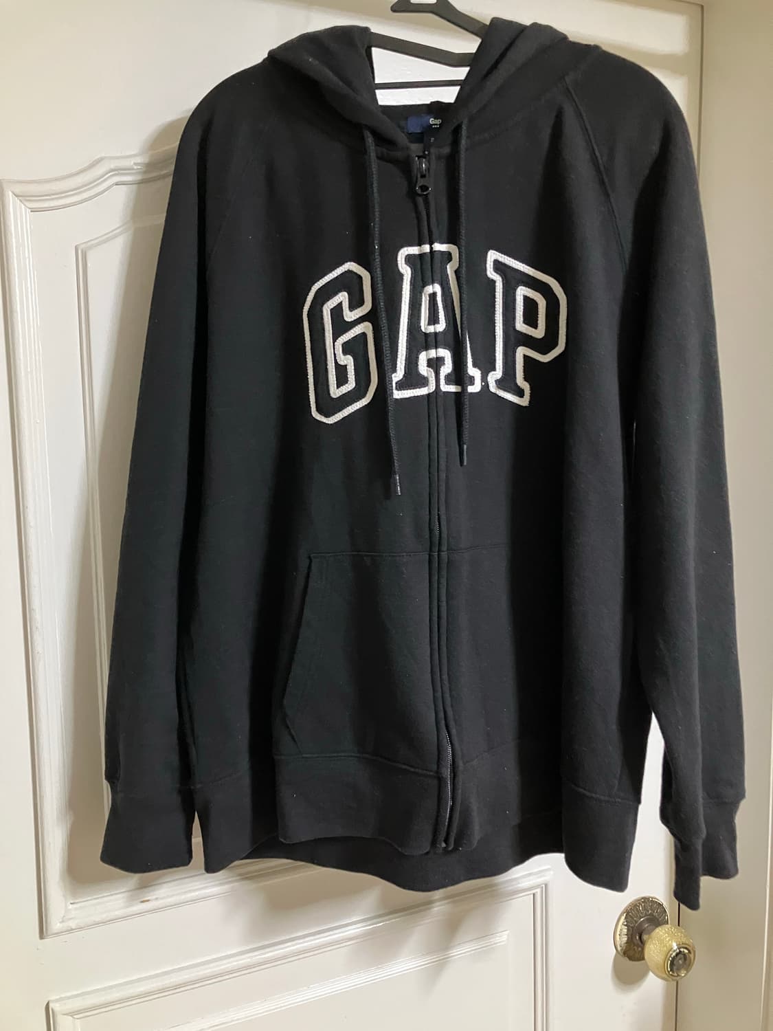 갭 GAP 블랙 후드집업 상품이미지1