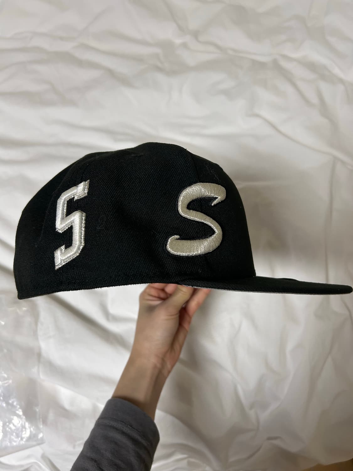 슈프림 멀티 S 로고 뉴에라 블랙 상품이미지5