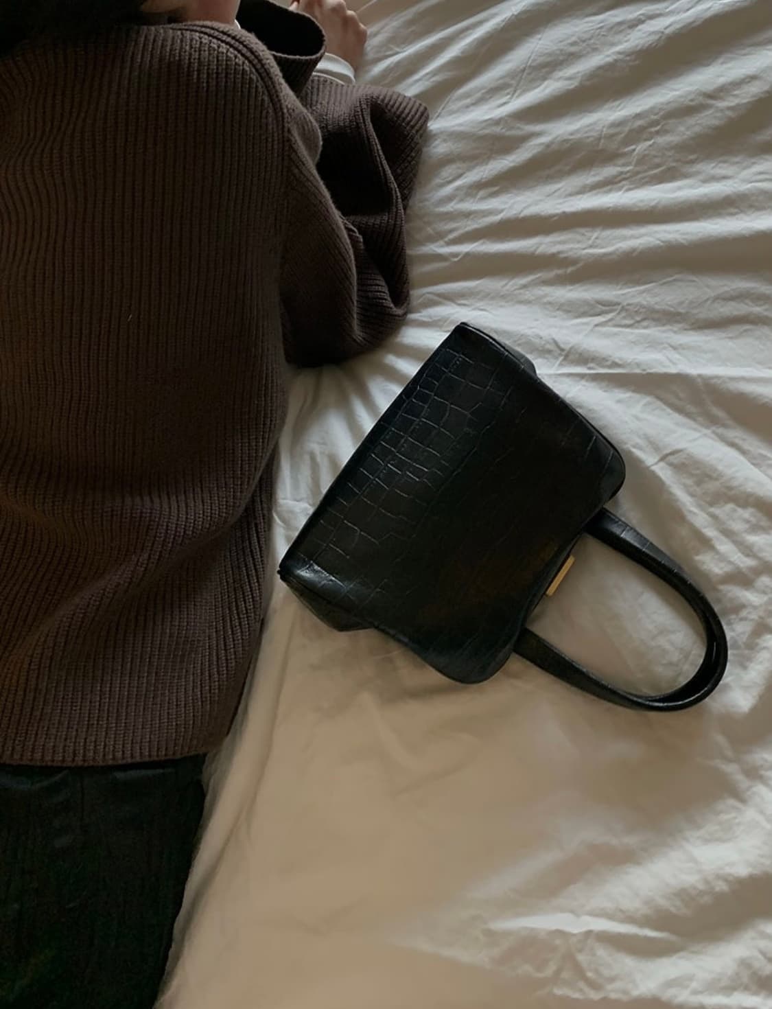 [새 상품 ୨୧₊˚⊹] 아카이브앱크 이터널 토트백 블랙 상품이미지2