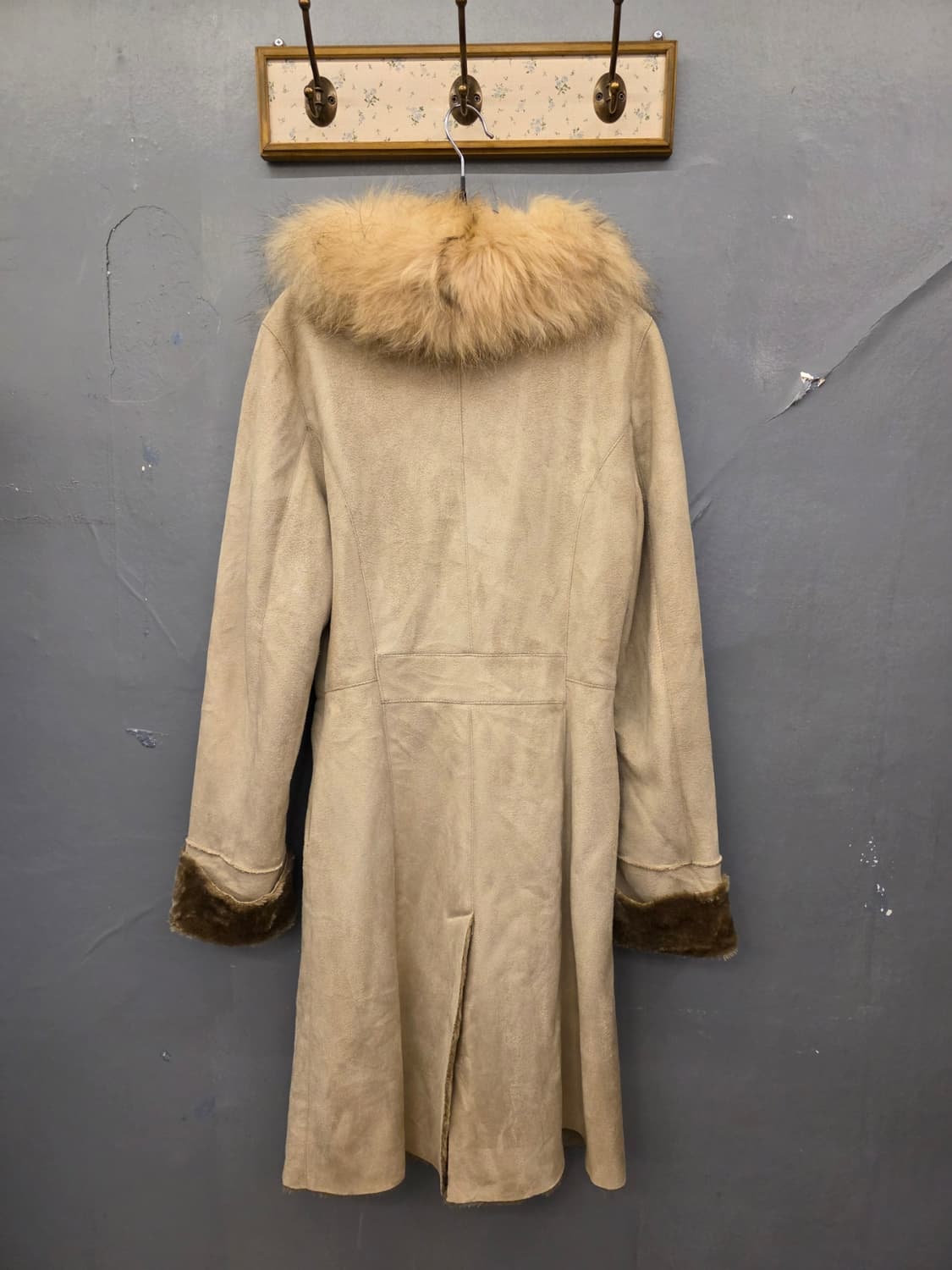 MCM스웨이드라쿤커코트 상품이미지4