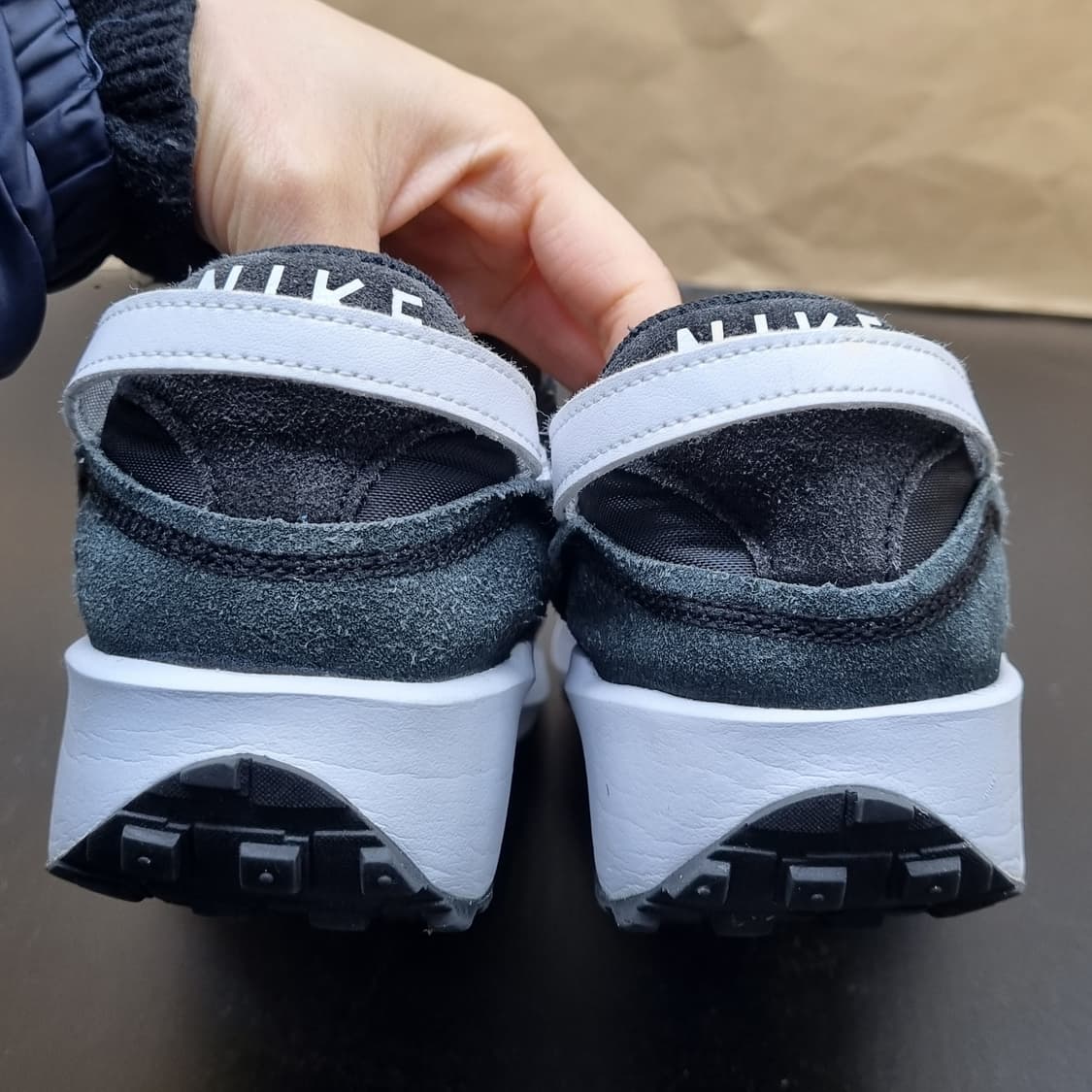 나이키 와플데뷰 검흰 남성운동화270  상품이미지4