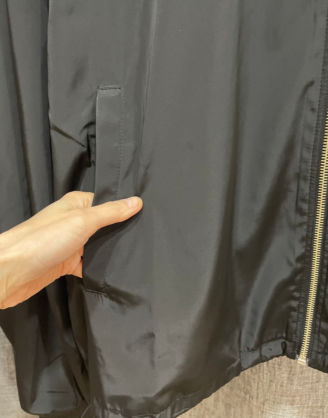 Critic 크리틱 셔링 브이넥 나일론 자켓 블랙 L/ 미착용 새상품 상품이미지3