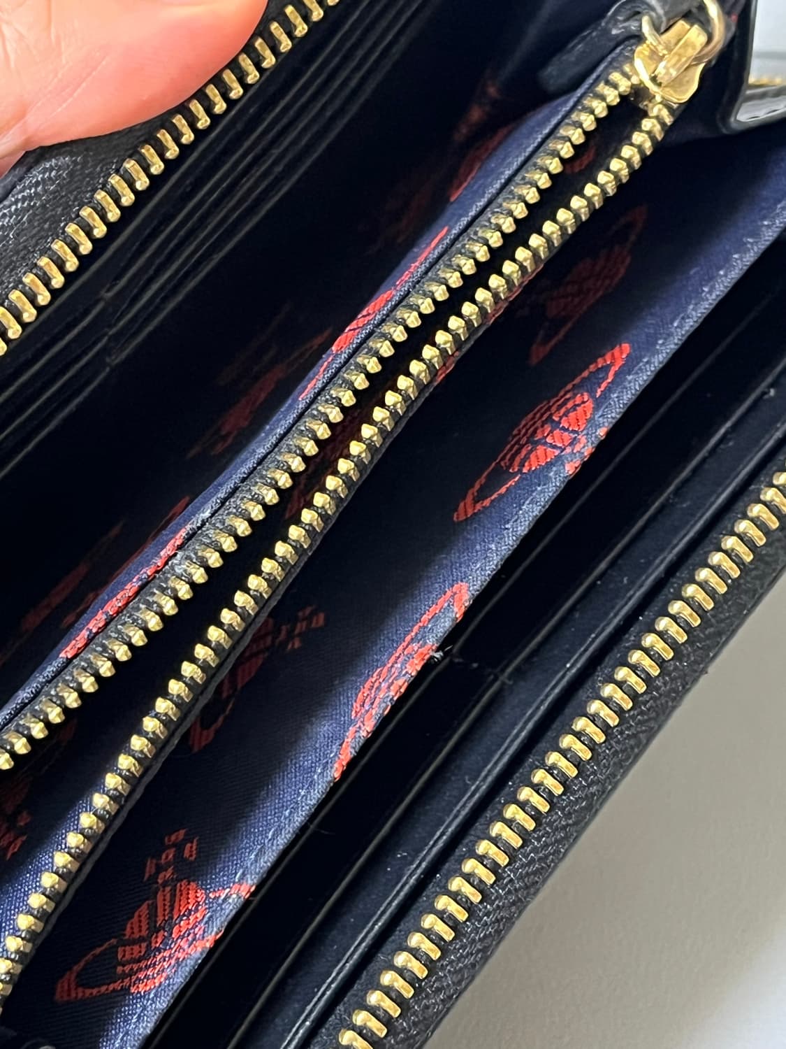 비비안웨스트우드 반지갑 상품이미지2