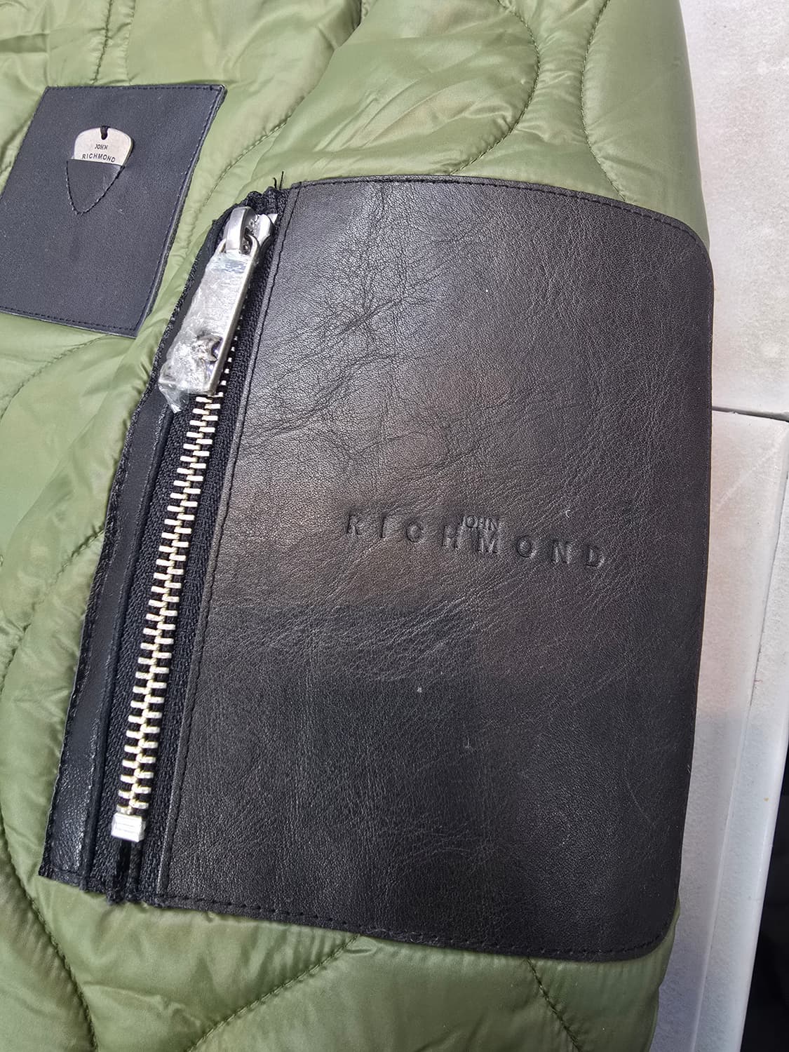 존 리치몬드 퀼팅 MA-1 점퍼 54 상품이미지4