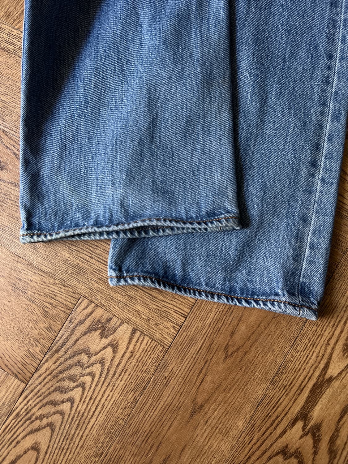 [36]리바이스 501 블랭크탭 빈티지 페인팅 스트레이트 데님 팬츠 상품이미지6