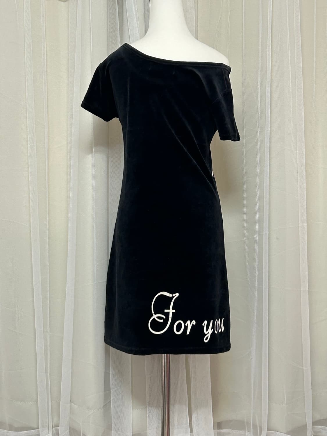 세실맥비 벨벳 슬림핏 미니원피스 로걀 오네걀 상품이미지2