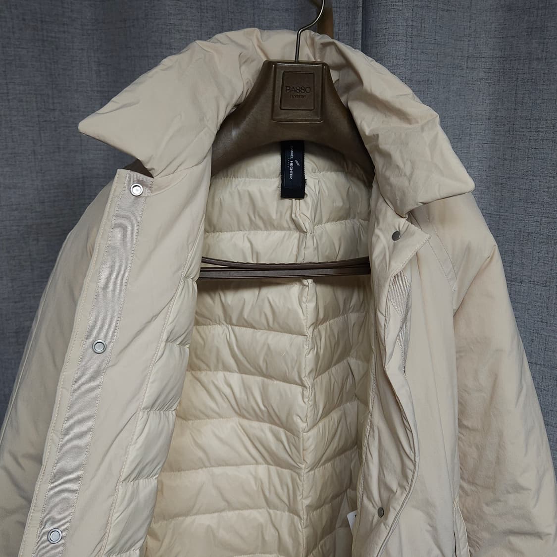 55 ) 여성 거위털 롱패딩 코트 크림색 상품이미지3