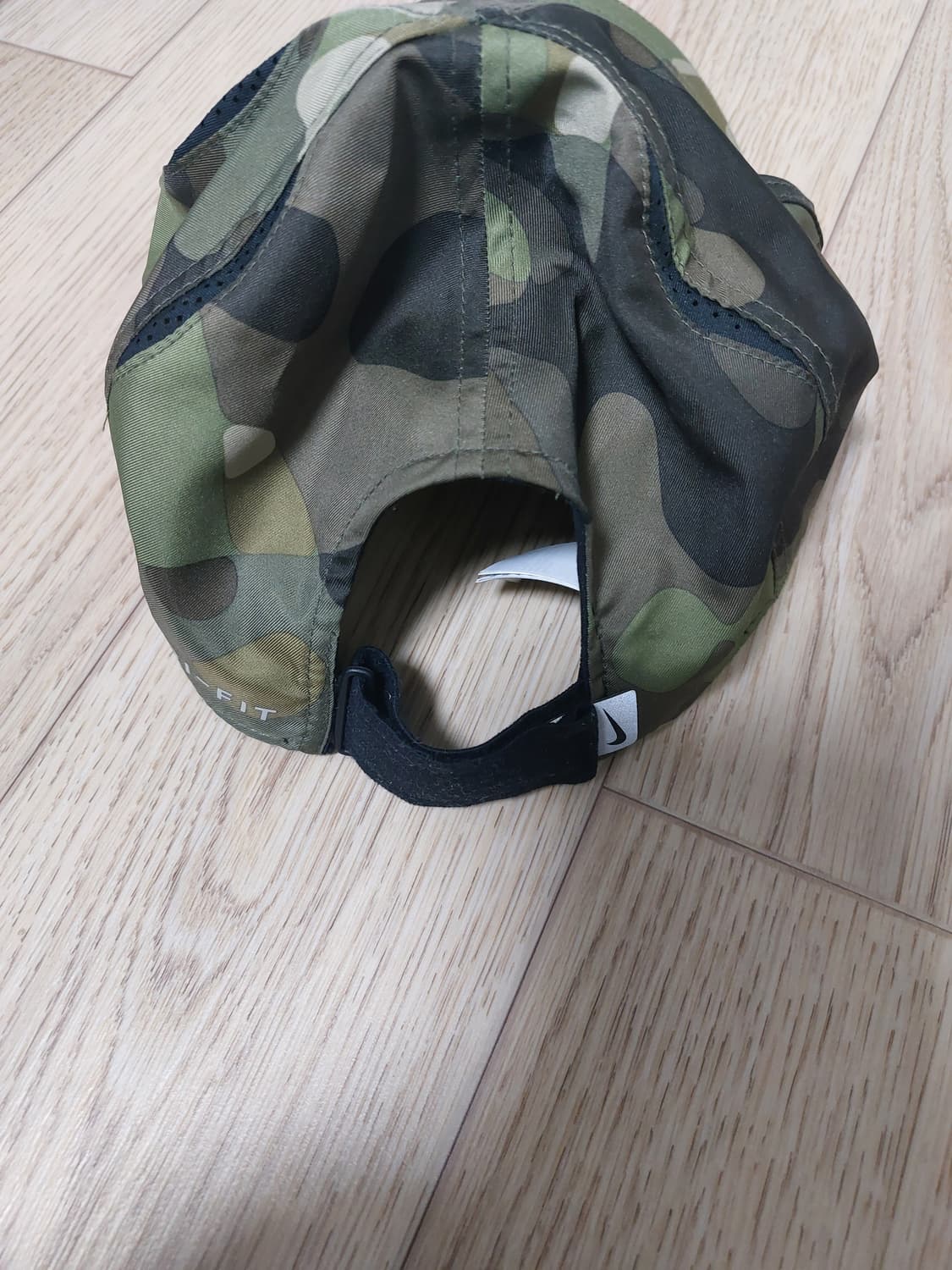 나이키 카모 리플렉티브 볼캡 상품이미지2