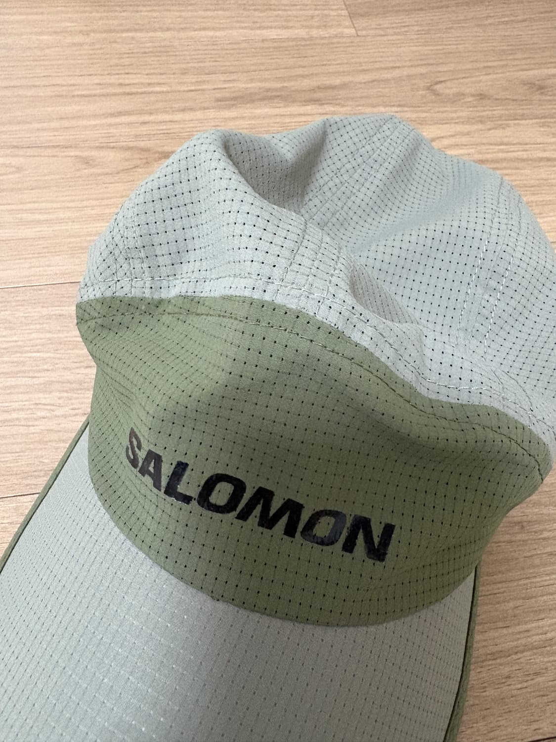 살로몬 하이킹 플로우 5 패널 캡 카키 상품이미지2