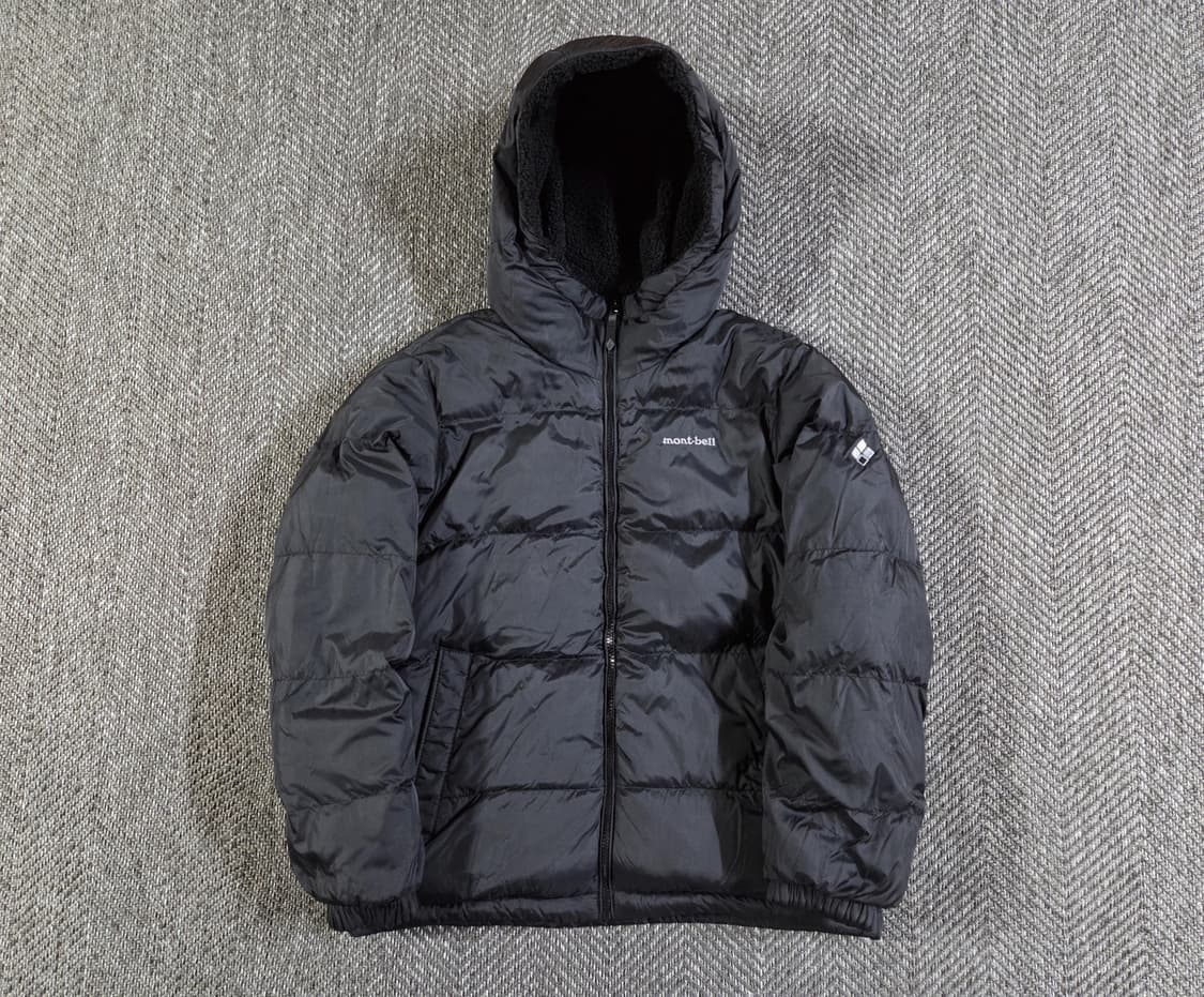 몽벨 mont-bell 블랙 리버시블 패딩 상품이미지1