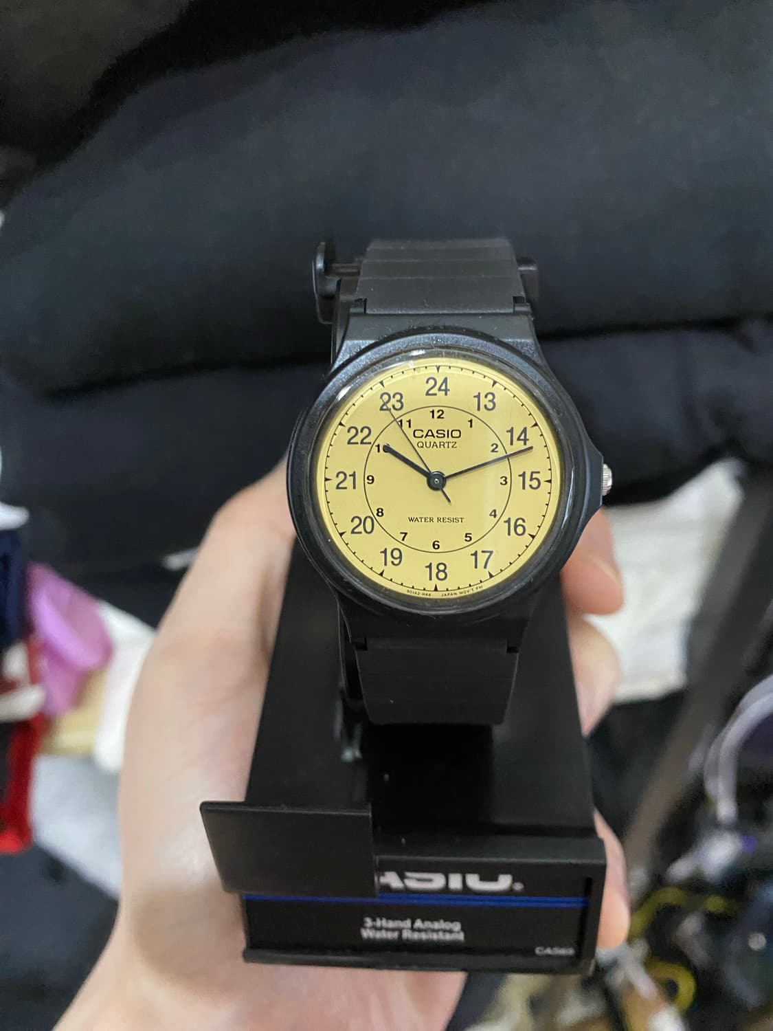 Casio MQ24-9B Gold/Black 상품이미지1