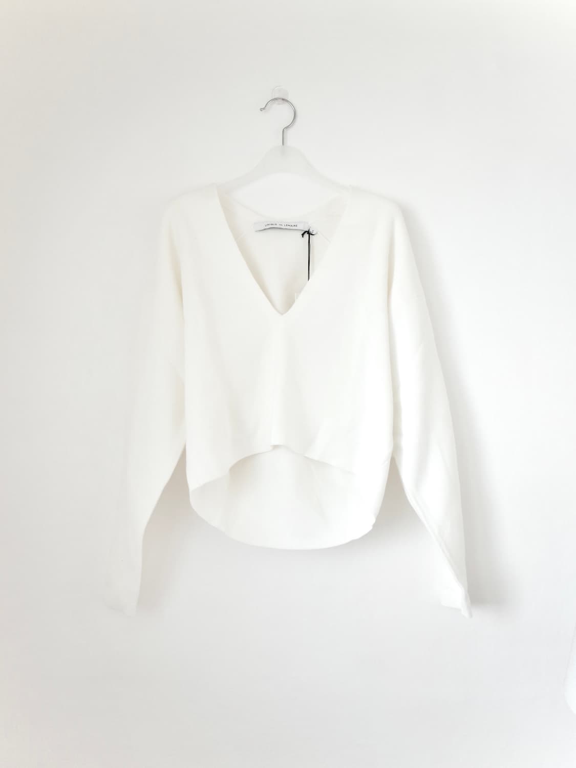 [새상품] 유니클로 x 르메르 브이넥 니트 상품이미지5