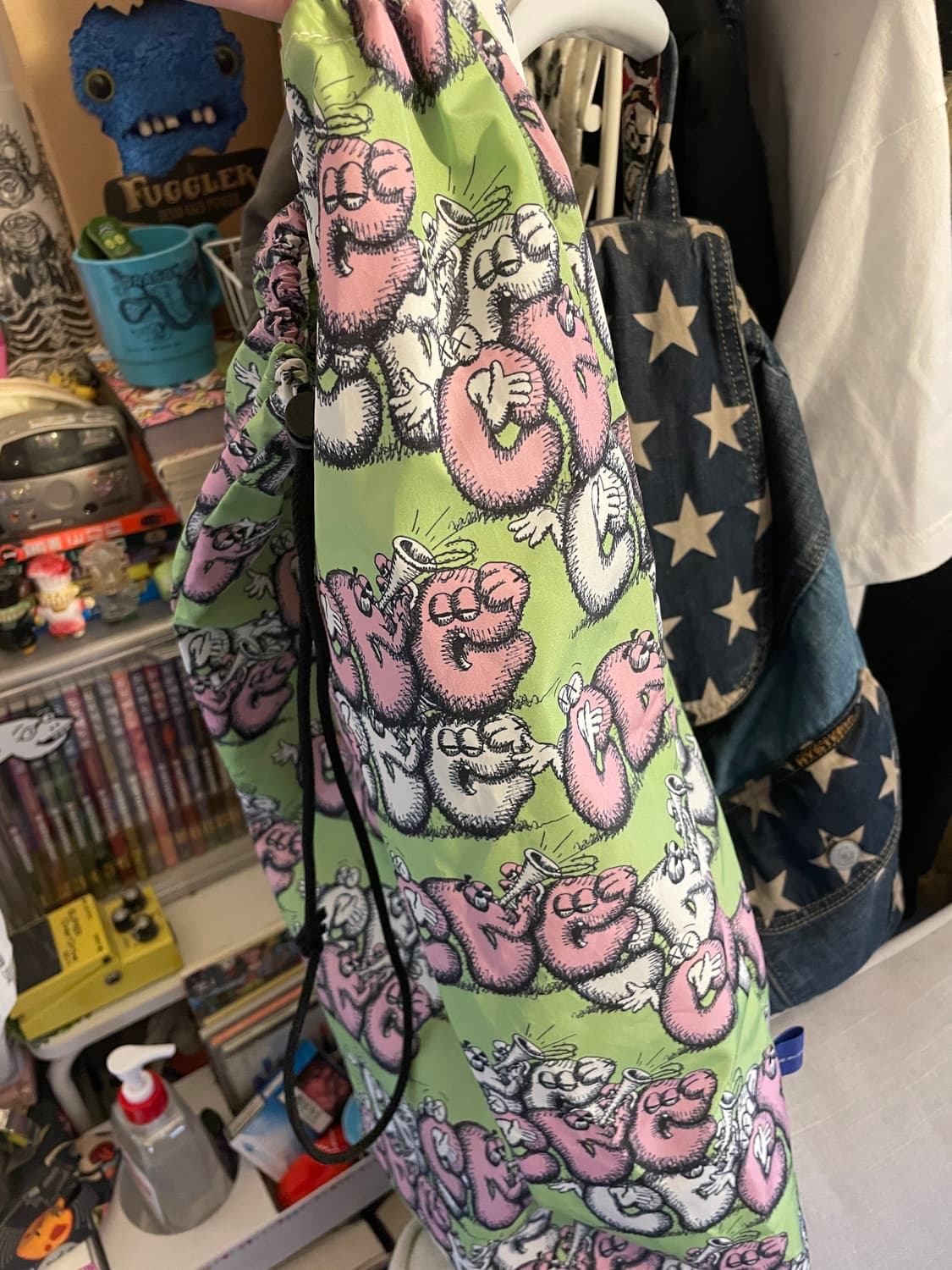 Comme des Garcons 콜라보 KAWS 가방 상품이미지3