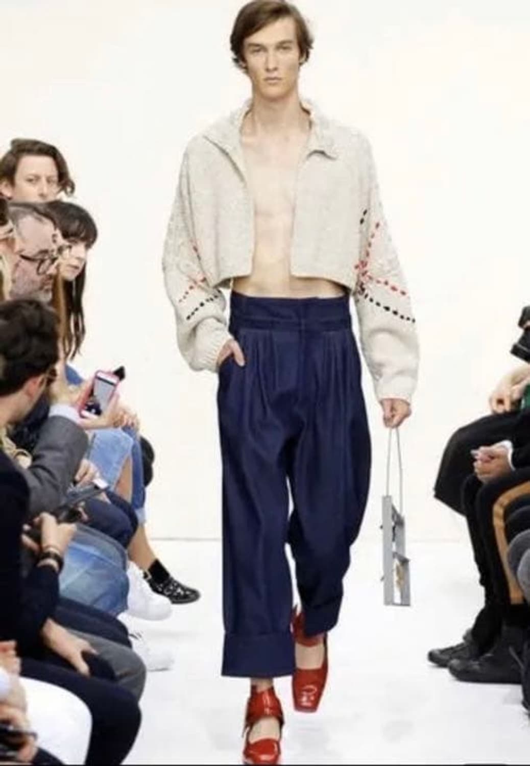 Jw anderson 크롭 가디건 상품이미지4