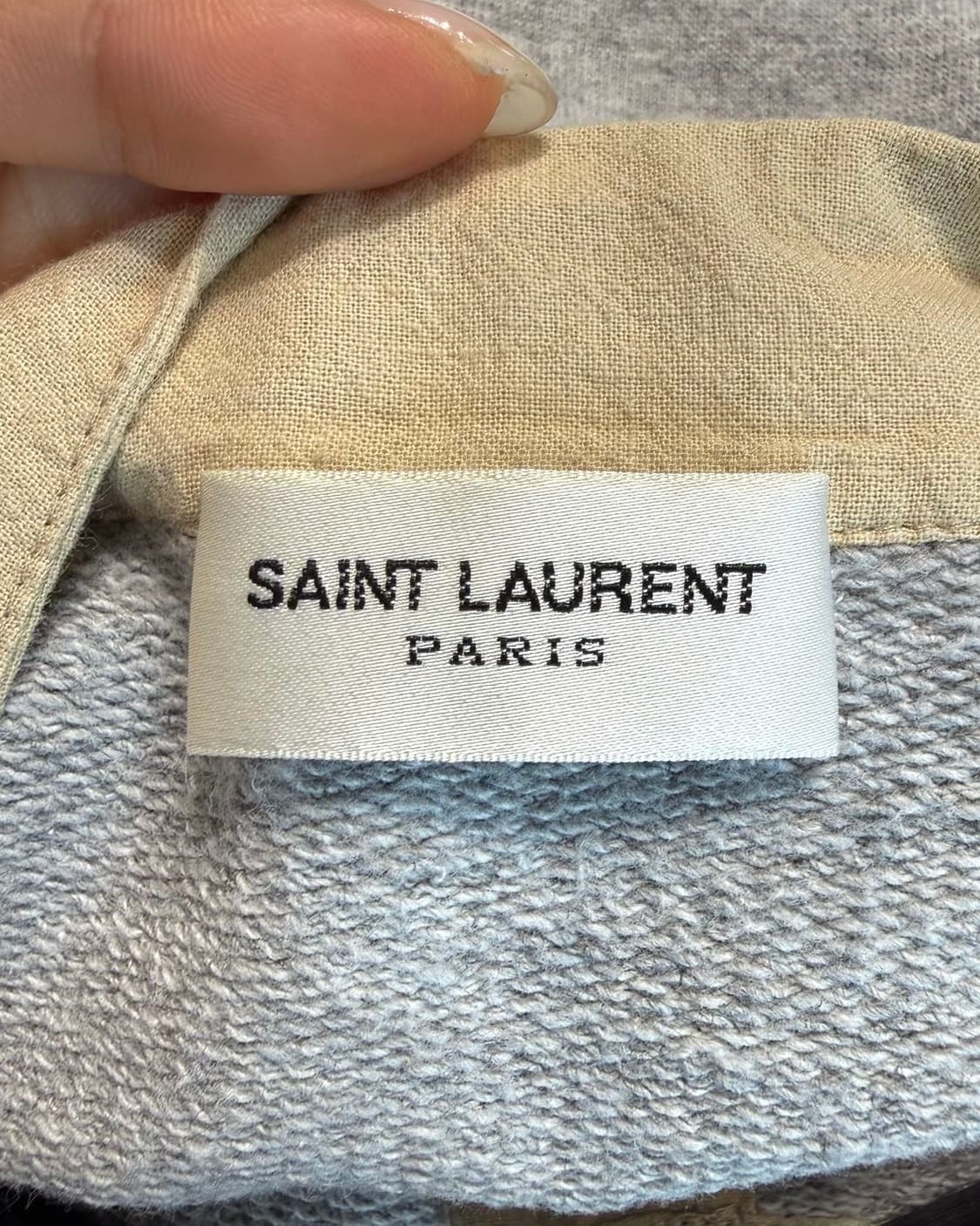 생로랑 그레이 17s 헨리넥 디스컷팅 슬리브리스 상품이미지7