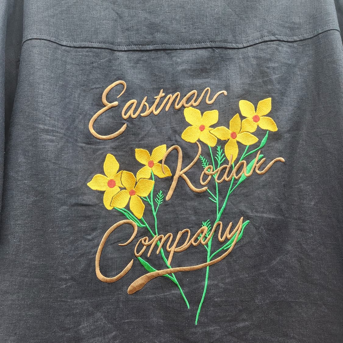 코닥 원포켓 플라워 자수 린넨 혼방 반팔셔츠 L(XL) 상품이미지5