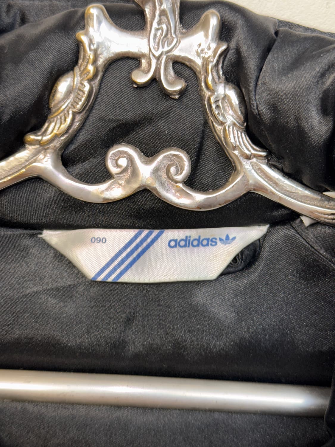 Adidas satin bomber duck down padding 상품이미지5