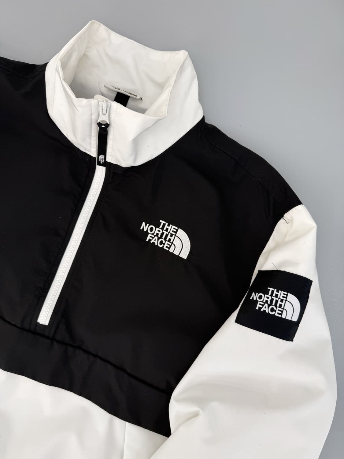 노스페이스 루즈핏 올레마 화이트 하프집 아노락 자켓 상품이미지5