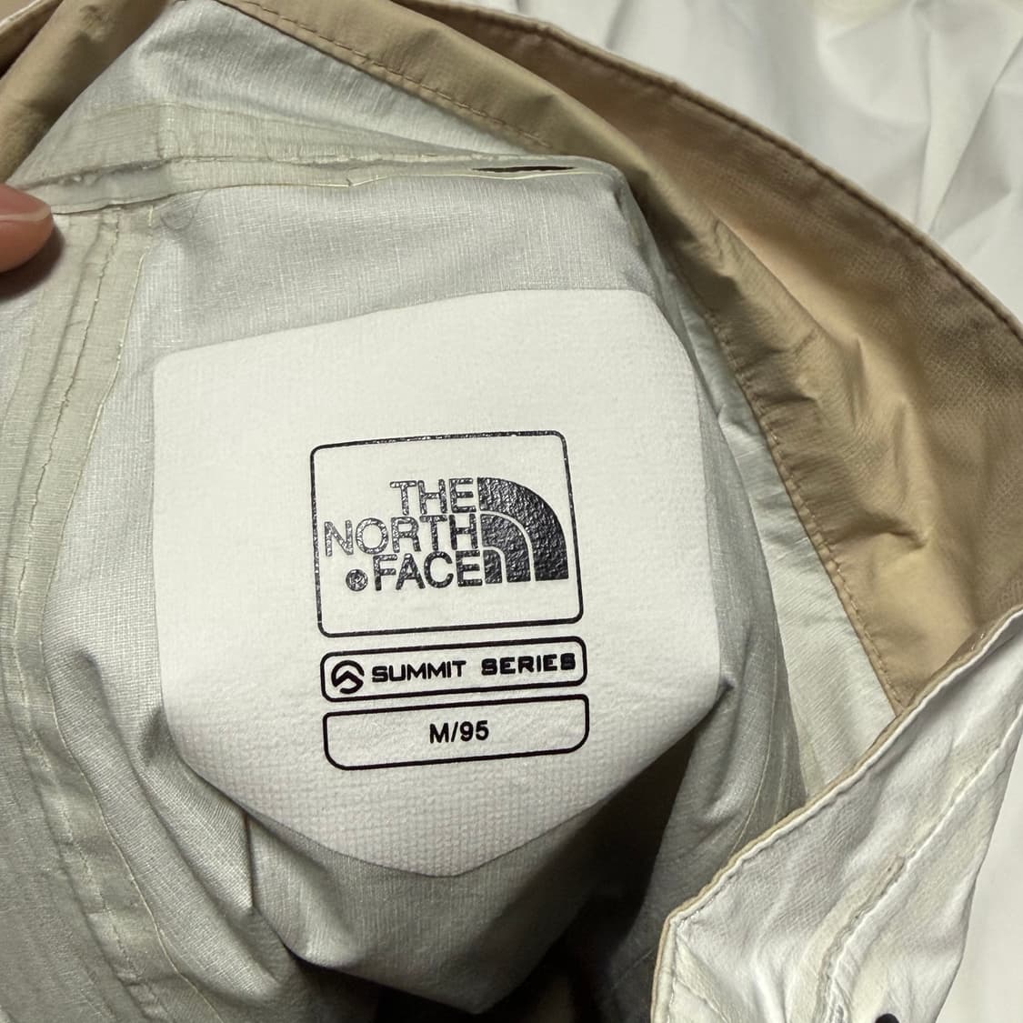 M 노스페이스 써밋 리얼벤트 배색 바람막이 상품이미지4