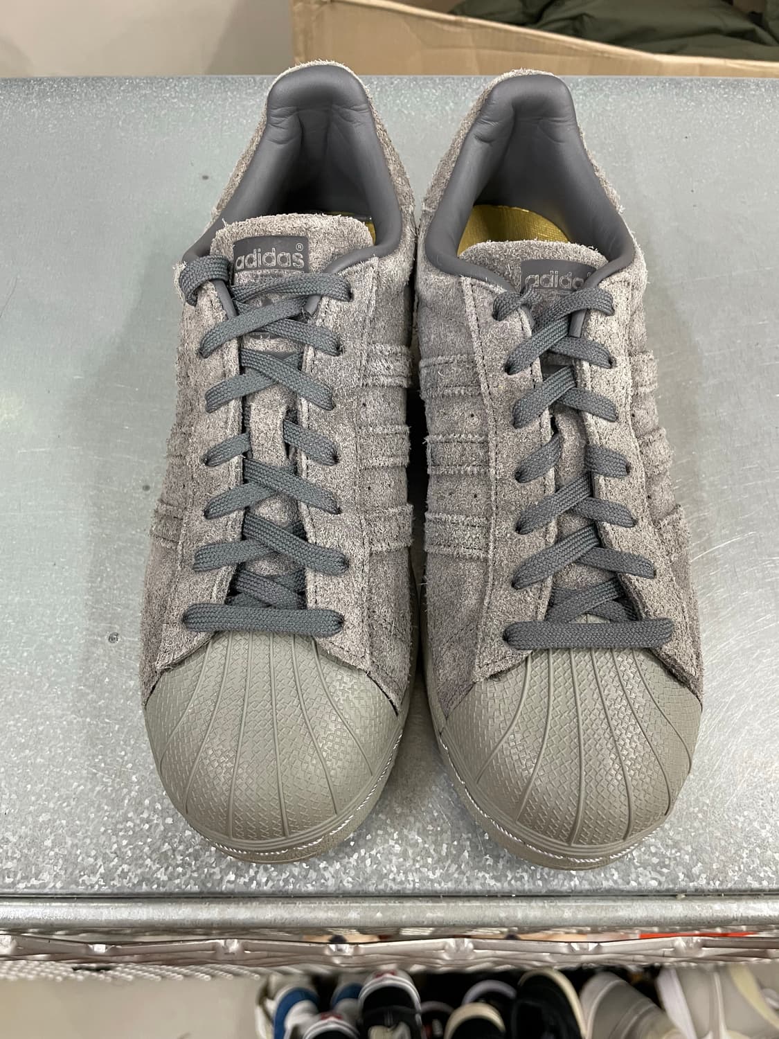 아디다스 슈퍼스타 그레이 유틸리티 블랙 260 상품이미지4