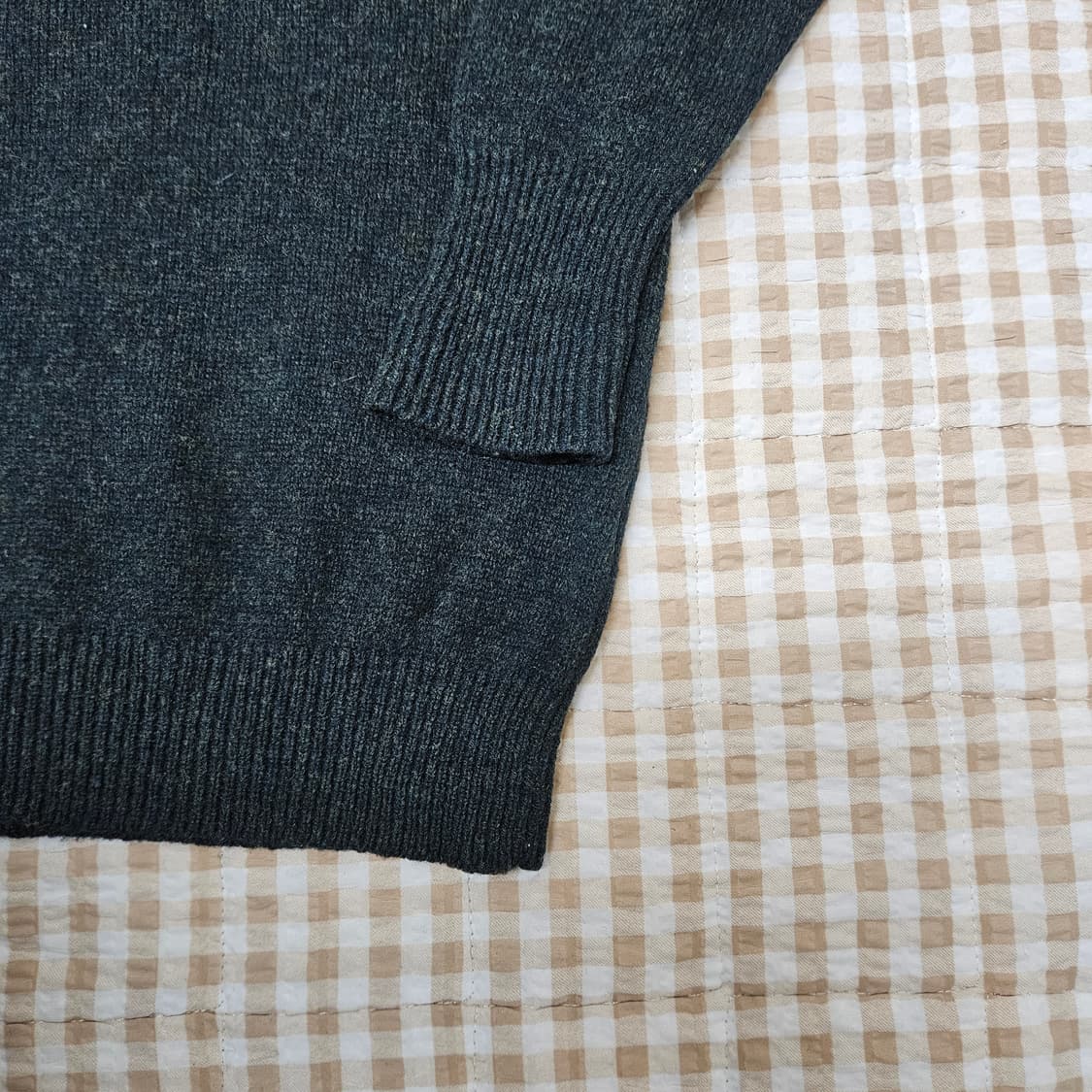 유니클로 울 하이넥 얇은 니트 남자100 상품이미지4