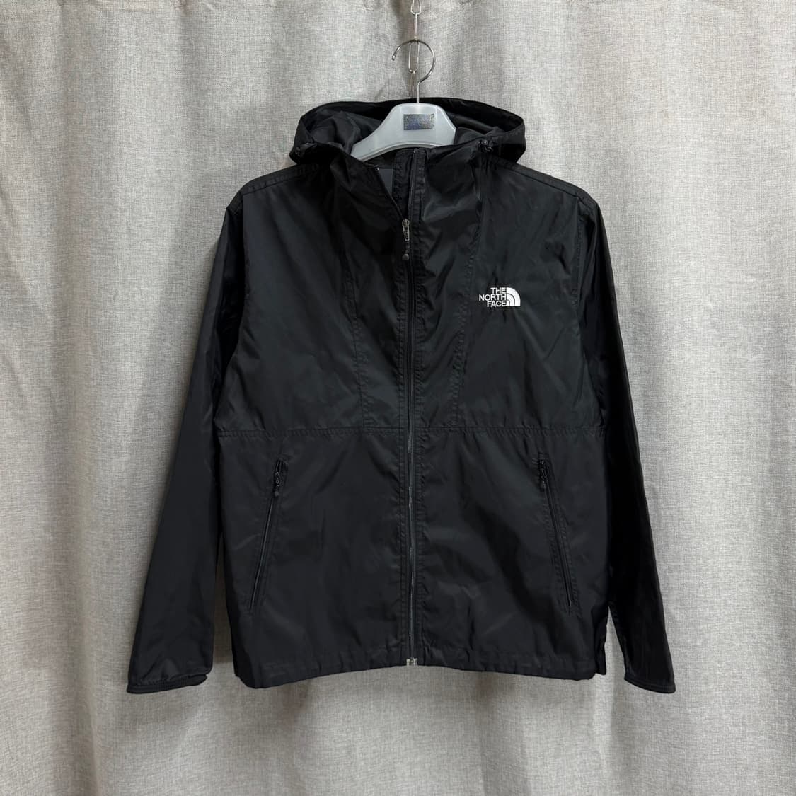[95] 노스페이스 경량 바람막이 후드 자켓 상품이미지1