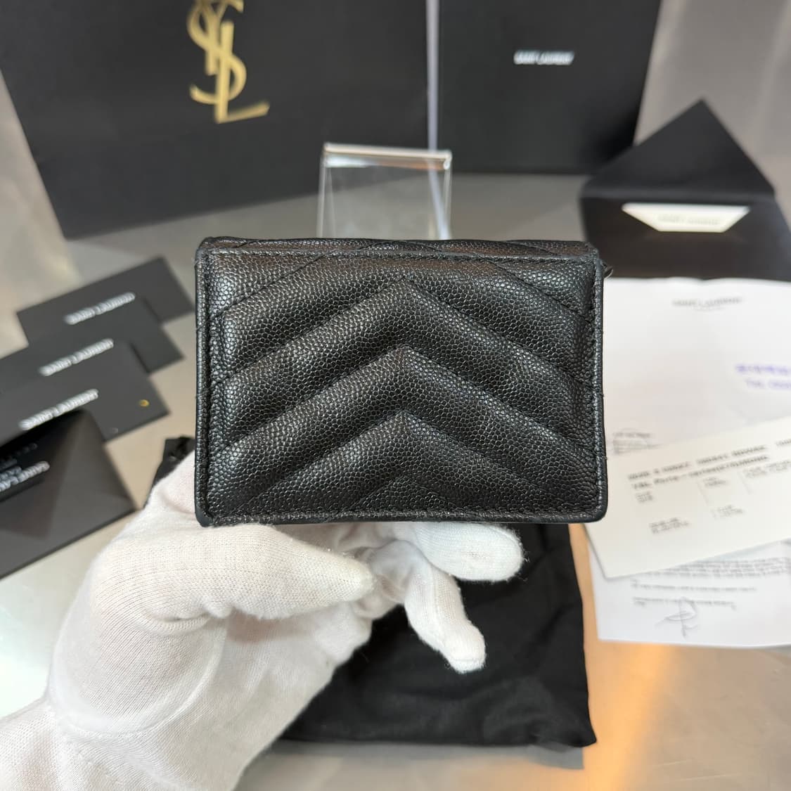 [리오브] 생로랑 마틀라세 은장 그레인드 반지갑 상품이미지3