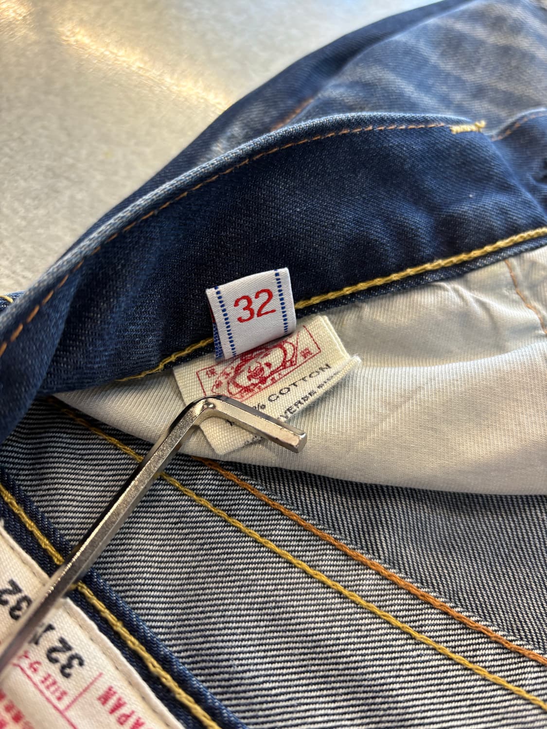 에비수 EVISU 워싱 데님 팬츠 상품이미지4