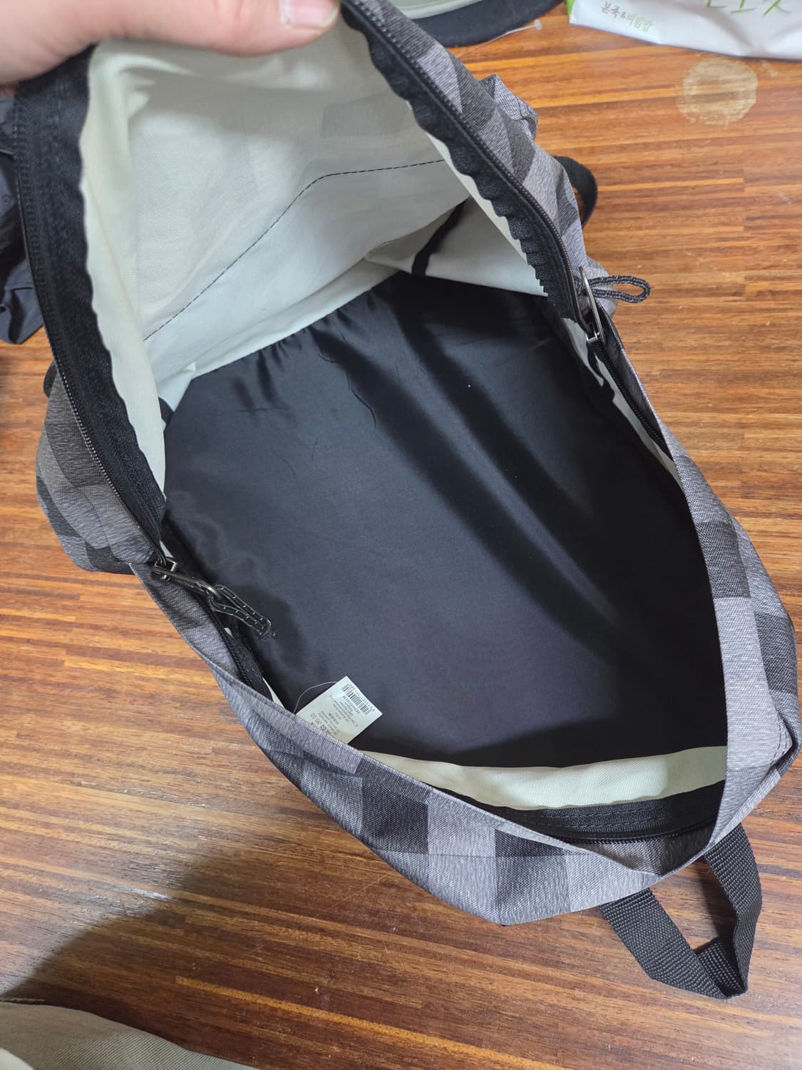 이스트팩 체커보드 백팩  상품이미지3